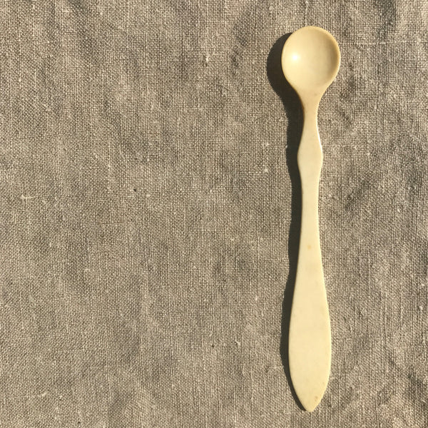 bone mustard scoop (2 of 5)